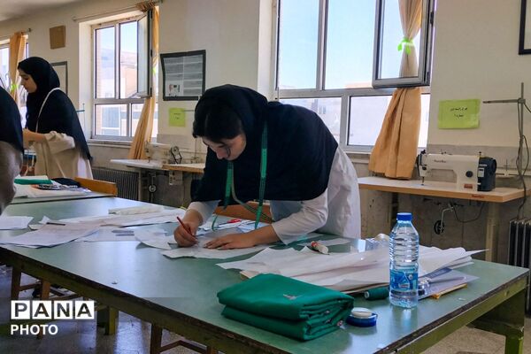 رقابت هنرجویان خراسان شمالی در مرحله استانی سومین المپیاد شایستگی‌محور