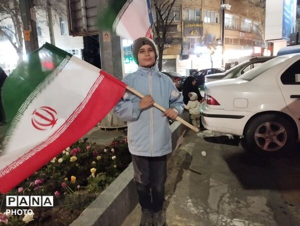  بی‌تابِ میناب، در سوگِ رهبر و لاله های کوچک