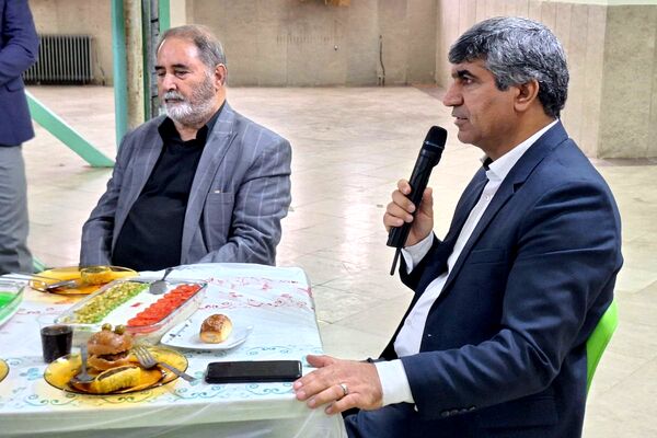  آیین افتتاح جشنواره ماها و ایران‌مون در دبیرستان خدیجه کبری پردیس 