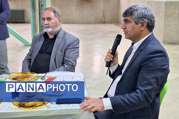  آیین افتتاح جشنواره ماها و ایران‌مون در دبیرستان خدیجه کبری پردیس 