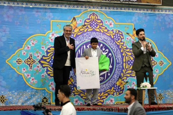 برگزاری جشن تشرّف پسران در کاشان