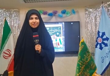 طلوع ماه مهر در دبیرستان فرزانگان ۲ قم