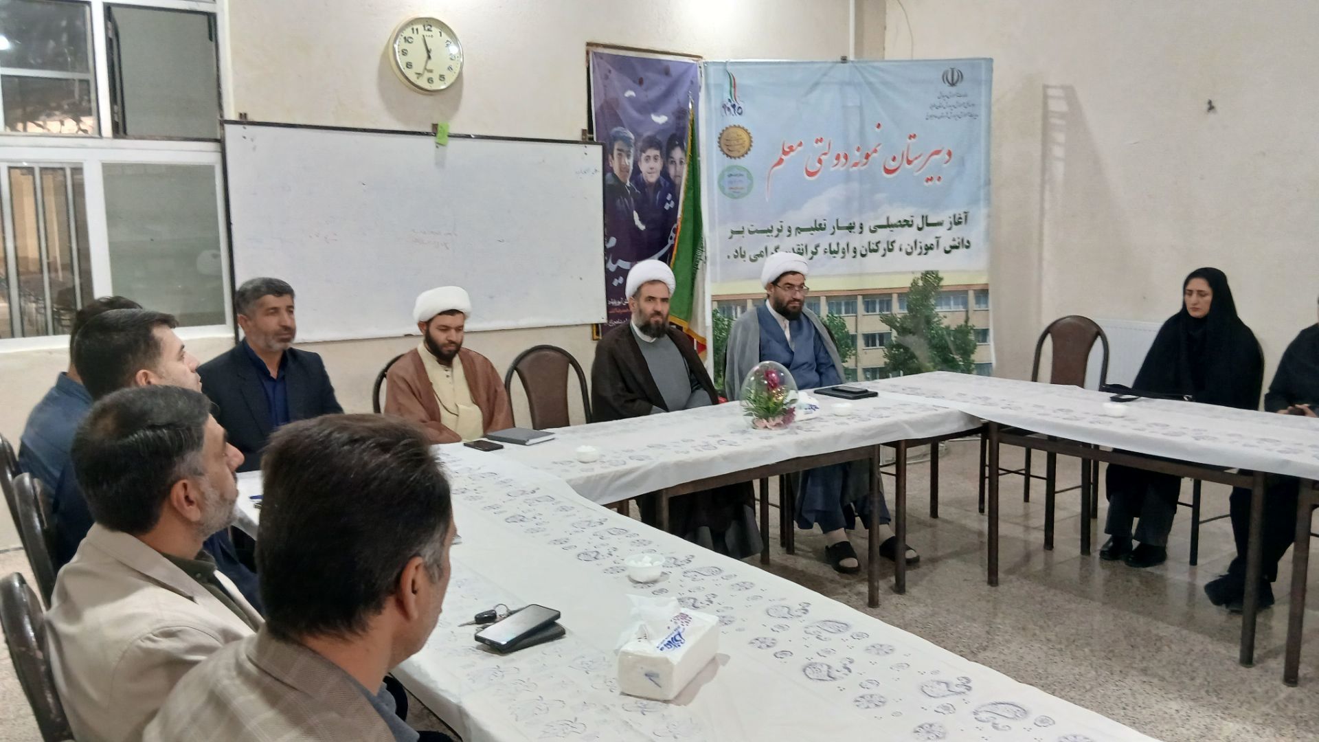 حضور همه اقشار جامعه در راهپیمایی 13 آبان الزامی است