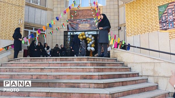 اول مهر؛ بازگشت پس از نه ماه، میان جای خالی‌ها و داغی ماندگار