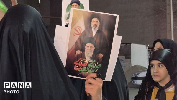 بیعت دهه نودی‌ها در فارسان 