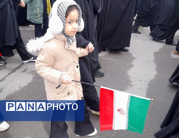 راهپیمایی مردم جعفرآباد قم در جشن سالگرد پیروزی انقلاب