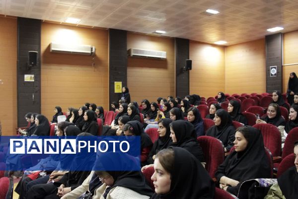 جشن روز معلم و روز در دانشگاه آزاد گچساران