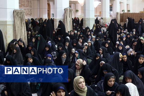 مراسم بزرگداشت شهدای اغتشاشات دیماه در قم