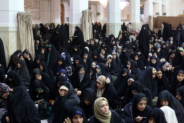 مراسم بزرگداشت شهدای اغتشاشات دیماه در قم