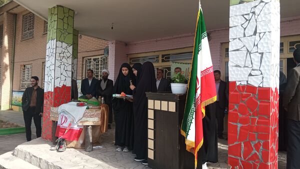 برگزاری جشن جوانه‌ ها در مدرسه حضرت سکینه (س)