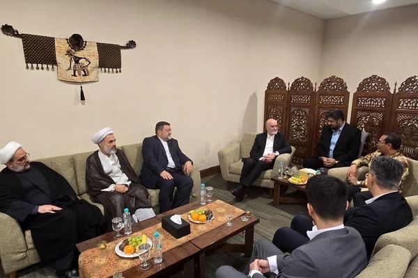 تأکید تهران و جاکارتا بر گسترش همکاری‌های حقوقی و قضایی