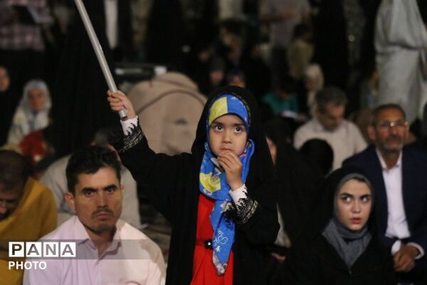 حال و هوای آستان مقدس رضوی در شب ولادت هشتمین اختر تابناک آسمان ولایت