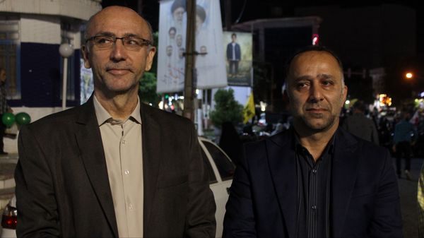 بازدید قائم‌مقام سازمان دانش‌آموزی از غرفه شهدای دانش‌آموز ورامین