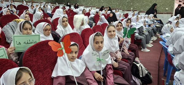 برگزاری آیین شور عاطفه‌ها در مدارس استان اردبیل 