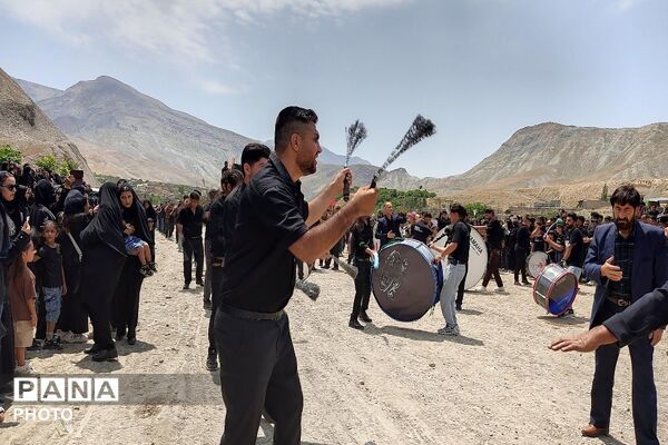 آیین باشکوه عزاداری امام حسین علیه السلام در روز عاشورای حسینی-۱