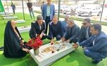 ادای احترام معاون هنری وزیر ارشاد به مقام شامخ شهدای دانش‌آموز مدرسه شجره‌طیبه میناب