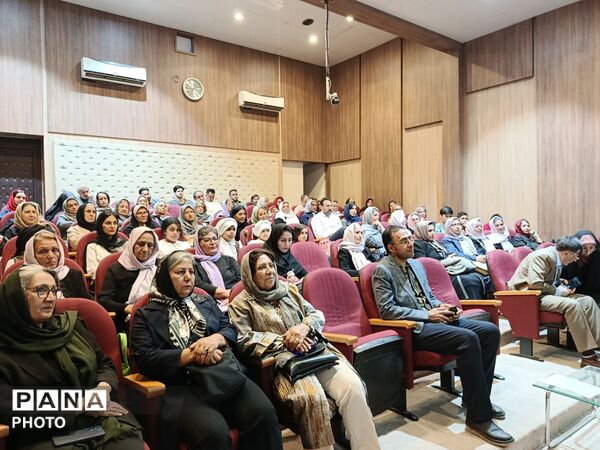 مراسم بزرگداشت حکیم ابوالقاسم فردوسی در کتابخانه دهخدا
