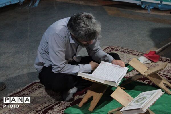 فعالیت غرفه‌های متنوع در موکب آستان مقدس چهل اختران قم