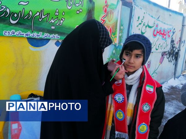 پاسخ حماسی مردم انقلابی فاروج به استکبار جهانی با حضور در راهپیمایی ۲۲بهمن 