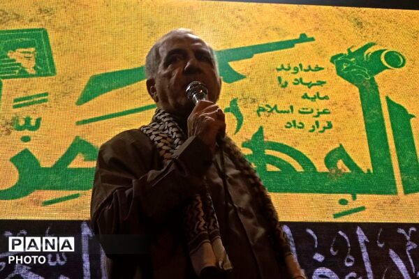 شور و حماسه مردمان قرچک در صد و دومین  شب از تجمعات مردمی