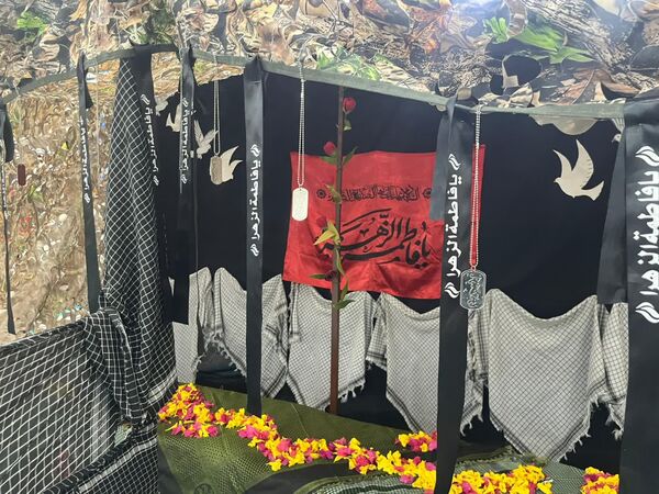 استقبال پرشور دانش‌آموزان جم از شهید گمنام در آستانه شهادت حضرت زهرا(س)