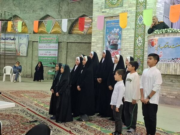 جشنواره سرودخوانی به‌مناسبت هفته دفاع مقدس