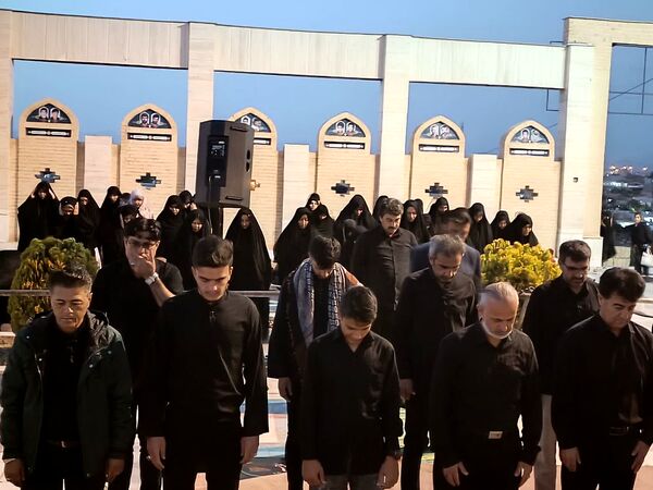 عزاداری روز دوم محرم در گلزار شهدای درق 