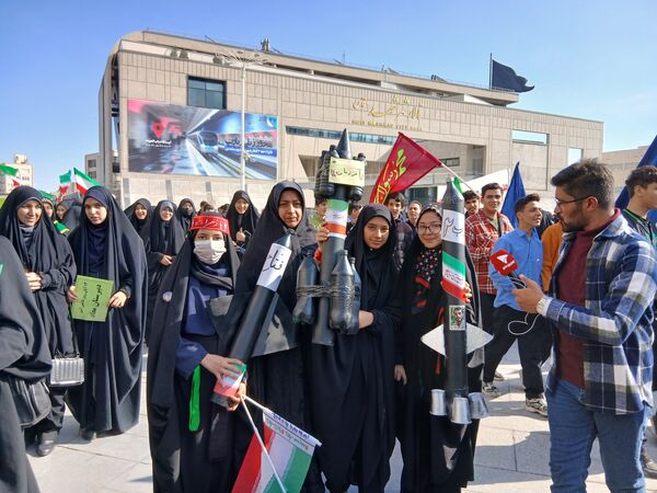 ۱۳ آبان،  روز آشکار ساختن ناتوانی استکبار 
