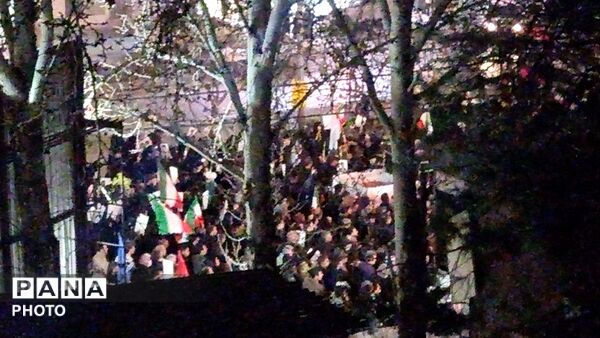 حضور پرشور مردم انقلابی نیشابور در سومین روز از عزای سالار شهیدان انقلاب اسلامی 