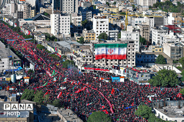 تشییع پیکر رهبر شهید انقلاب در مشهد مقدس-۱

