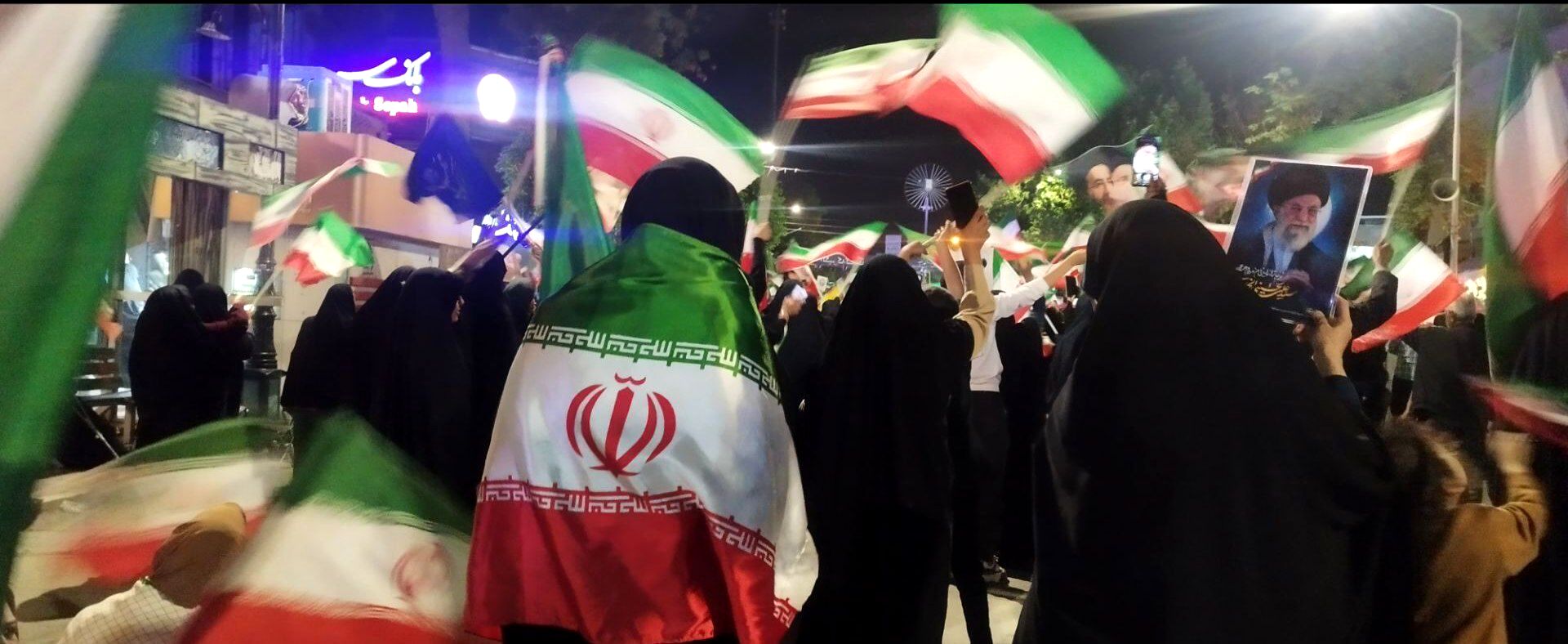 ما صحنه را خالی نمی کنیم