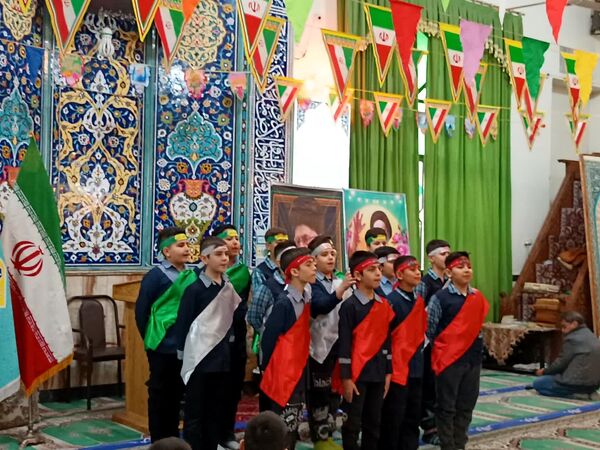 تقدیر از دانش‌آموزان برتر نهج البلاغه ناحیه 4 کرج