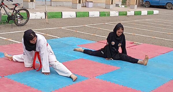 المپیاد ورزشی در دبیرستان عشایری تربیت سیرجان 