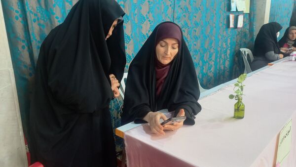 برگزاری «میز خدمت ویژه بانوان» به مناسبت میلاد حضرت فاطمه زهرا (س) در فیروزان