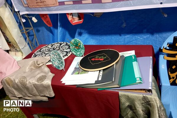 نمایشگاه هفته مشاغل هنرستان سعادت پردیس
