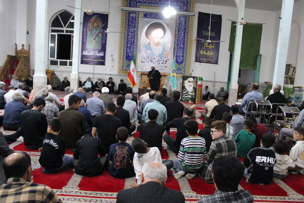 برگزاری مراسم گرامیداشت سالگرد ارتحال امام خمینی (ره) در شهر درق