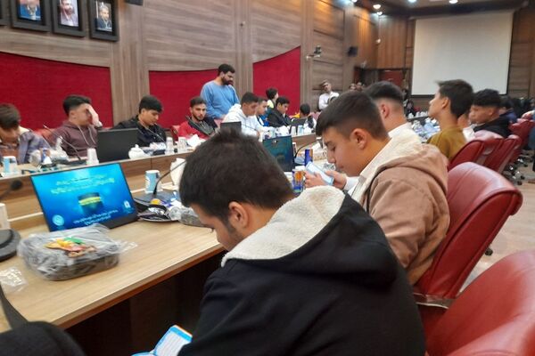 برگزاری مراسم بدرقه کاروان دانش آموزی حج عمره