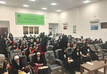  برگزاری دوره آموزشی «یاوران ولایت» با حضور دانش‌آموزان بسیجی در میناب
