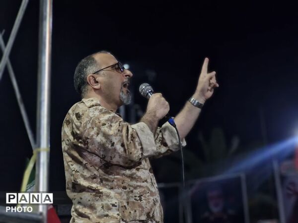 اجتماع مردمی حامیان انقلاب اسلامی در گلوگاه