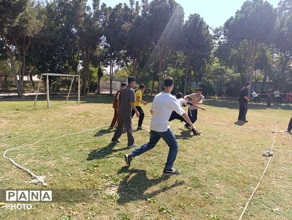 اردویی برای آشنایی با مدرسه
