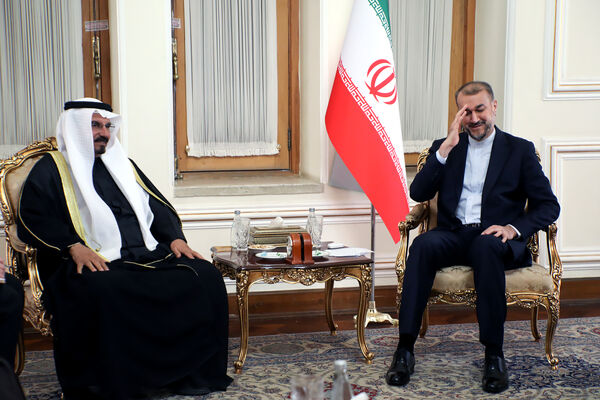 دیپلمات شهید