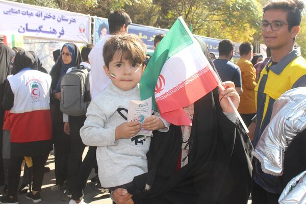 راهپیمایی 13 آبان در کرمان