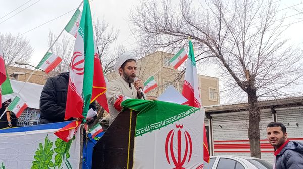 تجلی ایمان و اتحاد در جشن چهل و هفتمین بهار انقلاب