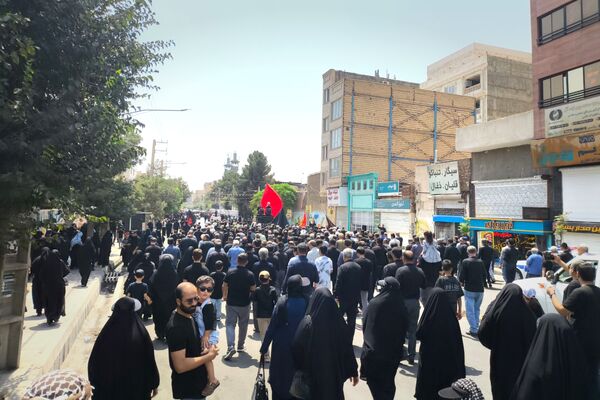 خیل عاشقان حسینی در مسیر جاماندگان اربعین رباط کریم