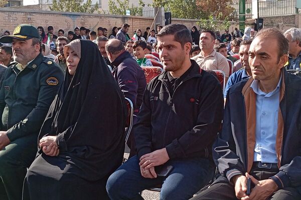  همایش بزرگ پیاده روی خانوادگی در نسیم‌شهر 