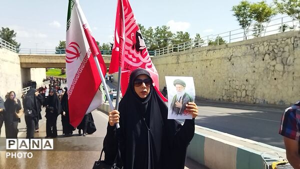 عاشقان حسینی ( ع) به یاد پیاده روی اربعین در نیشابور پیاده روی کردند-۲