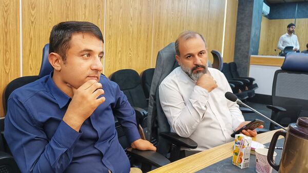 نشست خبری نماینده بویراحمد دنا و مارگون با خبرنگاران 
