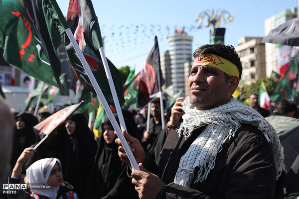 چهلمین روز شهادت رهبر شهید انقلاب اسلامی - تهران