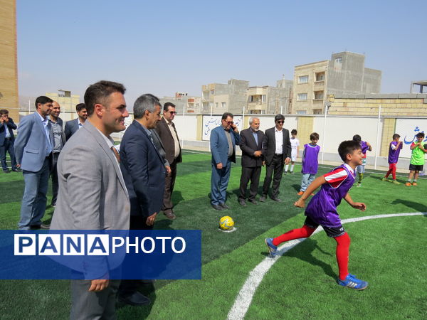 افتتاح زمین چمن مصنوعی آموزشگاه شاهد ولیعصر بجنورد