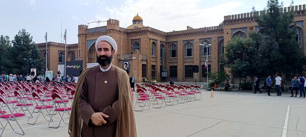 برگزاری جشن یکصدمین سال استقرار دبیرستان ماندگار البرز